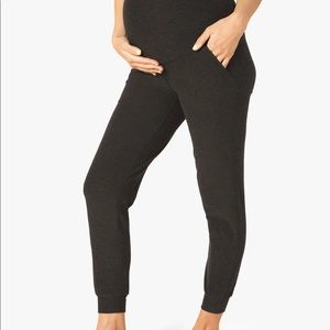 Beyond Yoga Maternity Jogging Pants size L